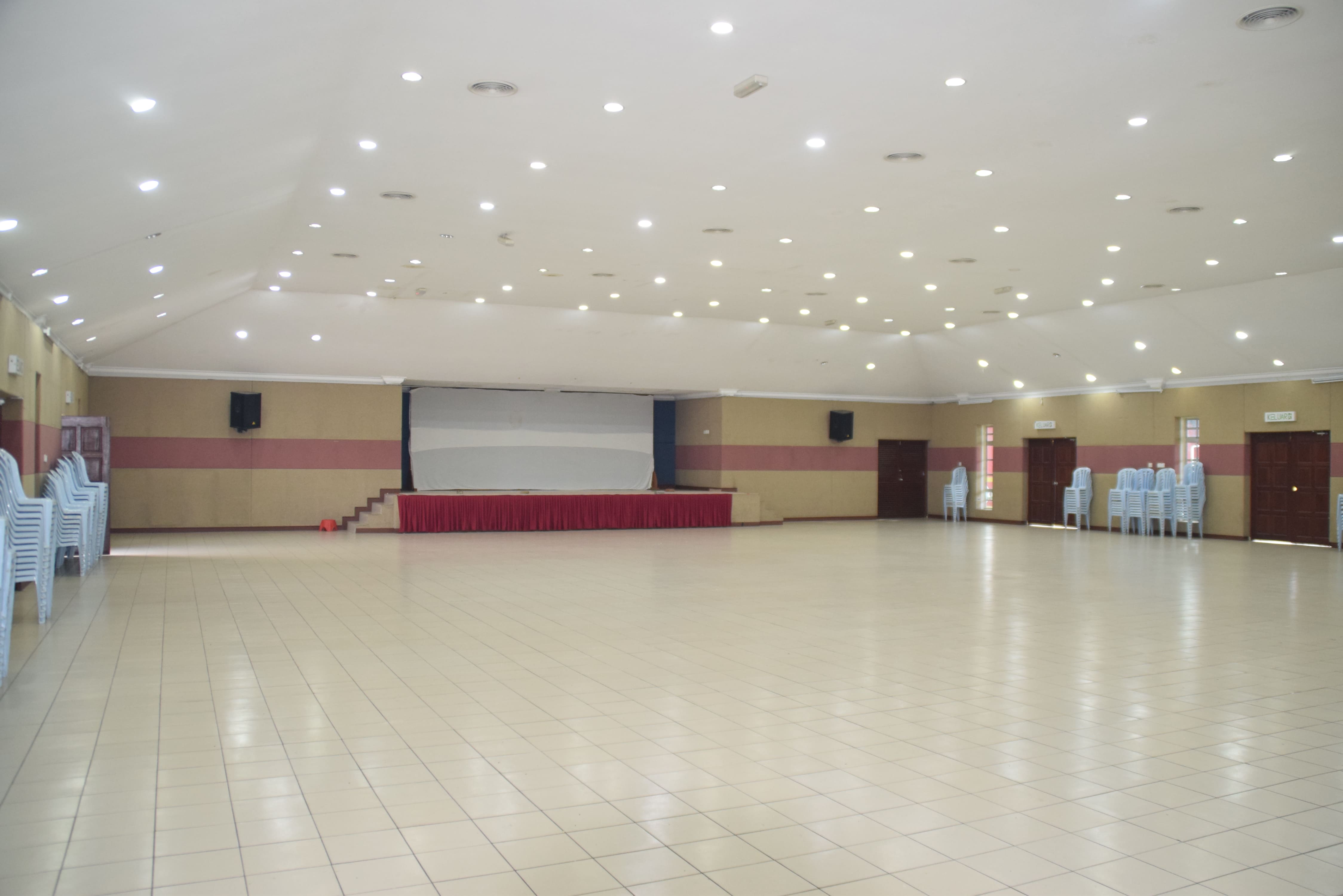 Dewan Rumah Rehat - Bunga Raya